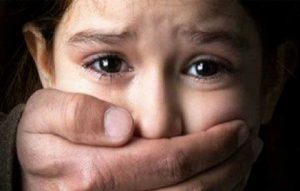 آزار جنسی کودکان در اینترنت